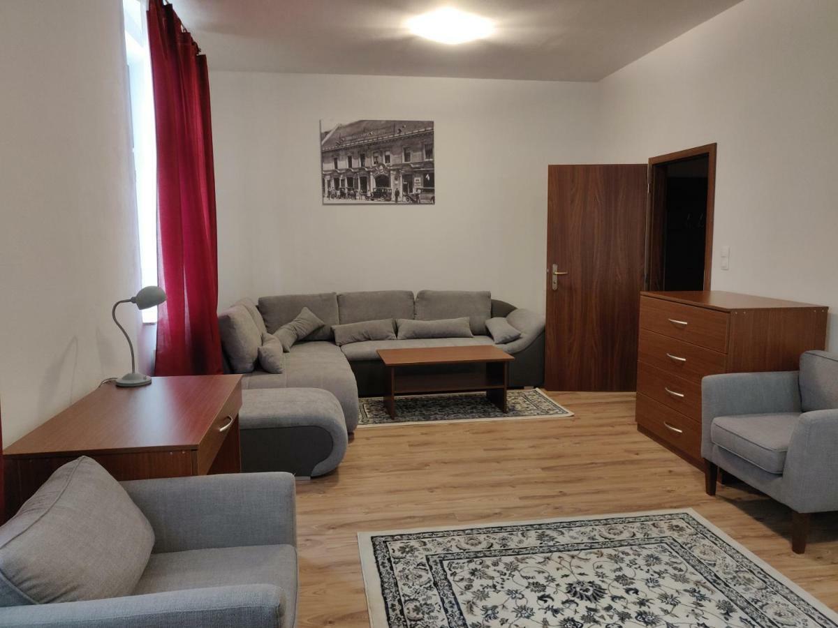 Penzión SESSLER *** Trnava Exterior foto
