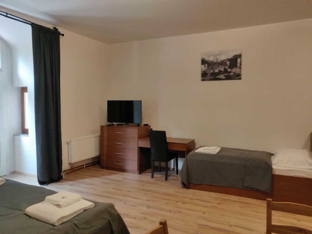 Penzión SESSLER *** Trnava Exterior foto